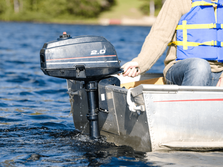 The Top 5 Smallest Motor Boats on the Market: Compact Vessels for Easy Maneuvering